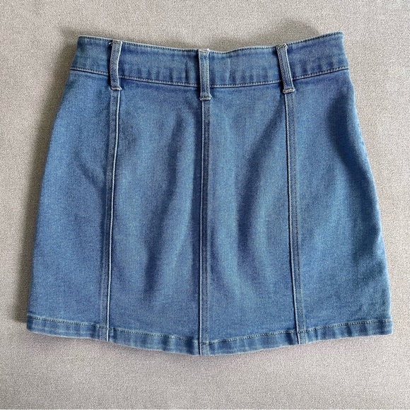 RSQ Denim Skirt. Size 7/28. - Picture 2 of 5